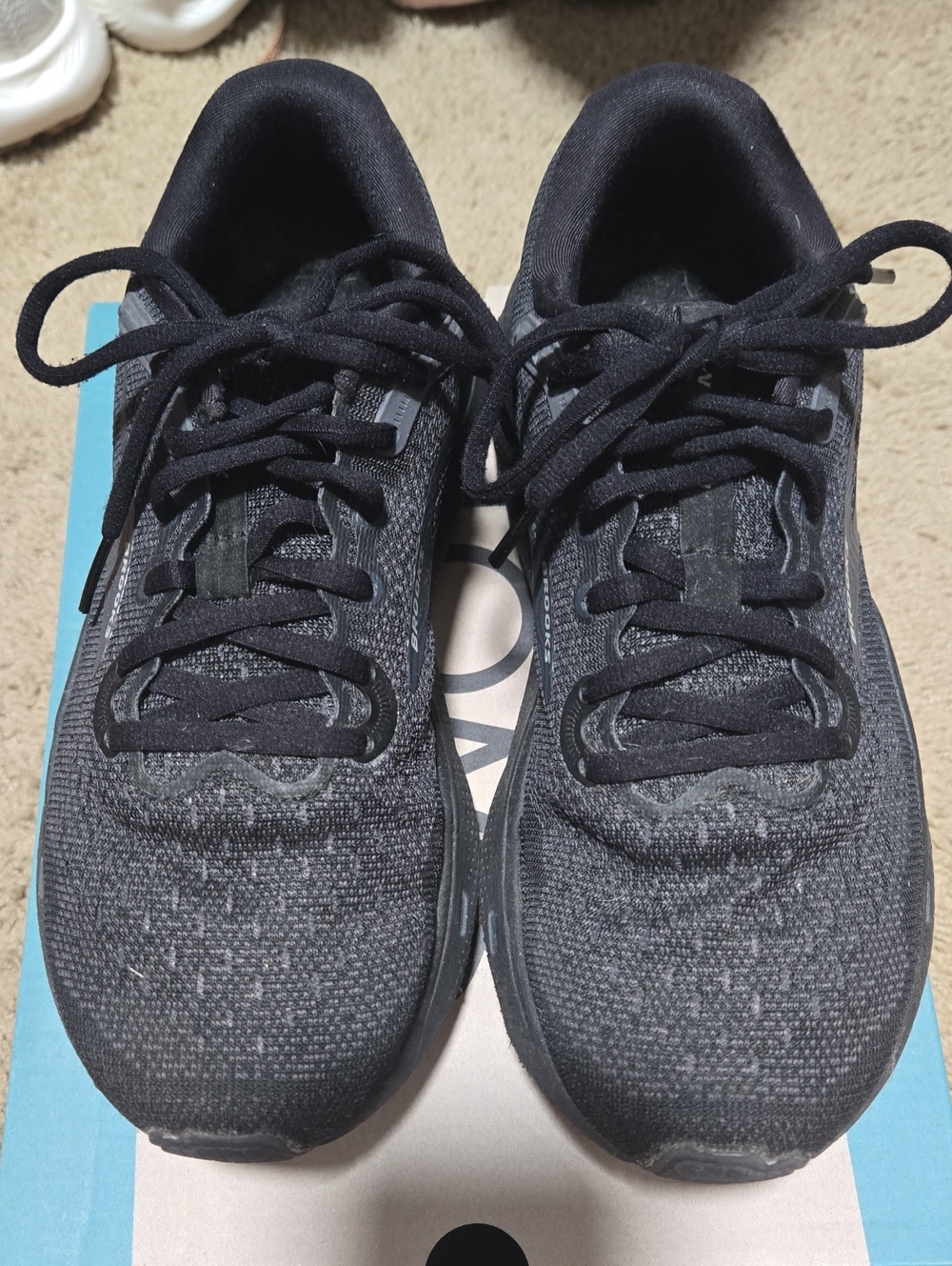 Brooks Ghost Max Women's 7.5 Wide